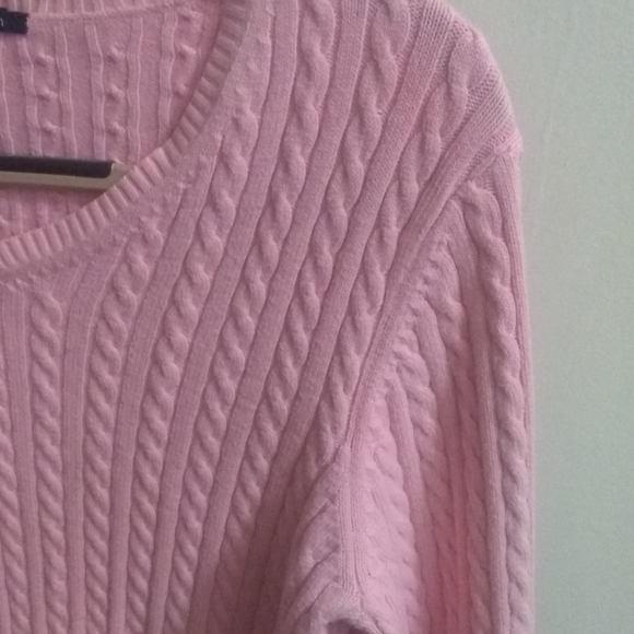 Pastel Pink Cable knit sweater - Picture 2 of 3